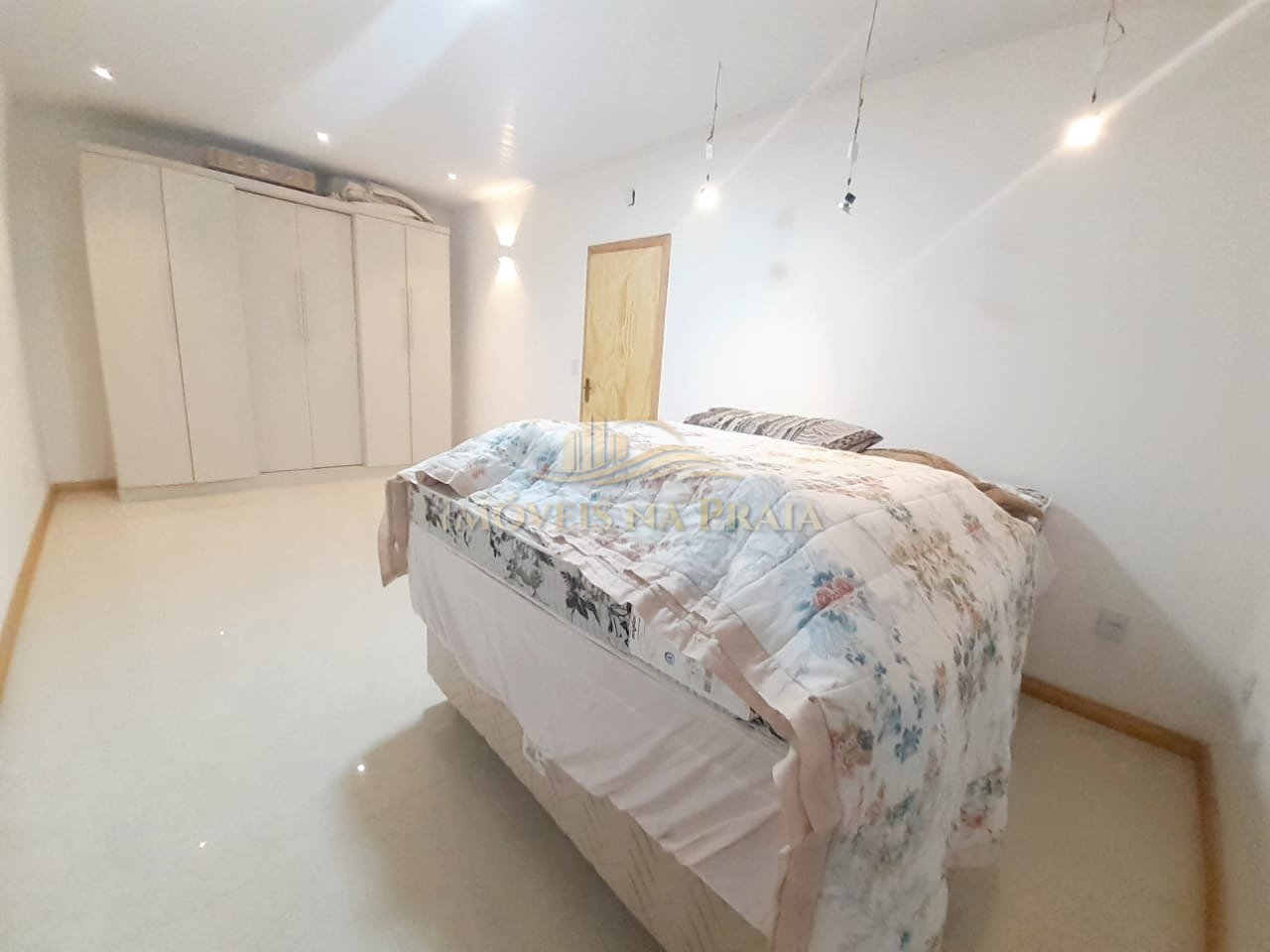 Foto 4 — Casa 4 dormitórios no bairro Centro