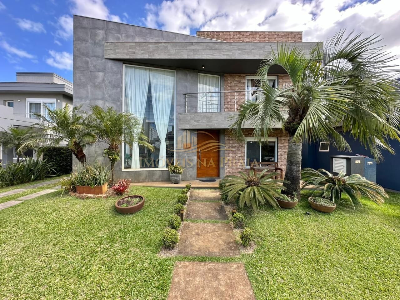 Casa em Condomínio 5 dormitórios no bairro Ventura Club