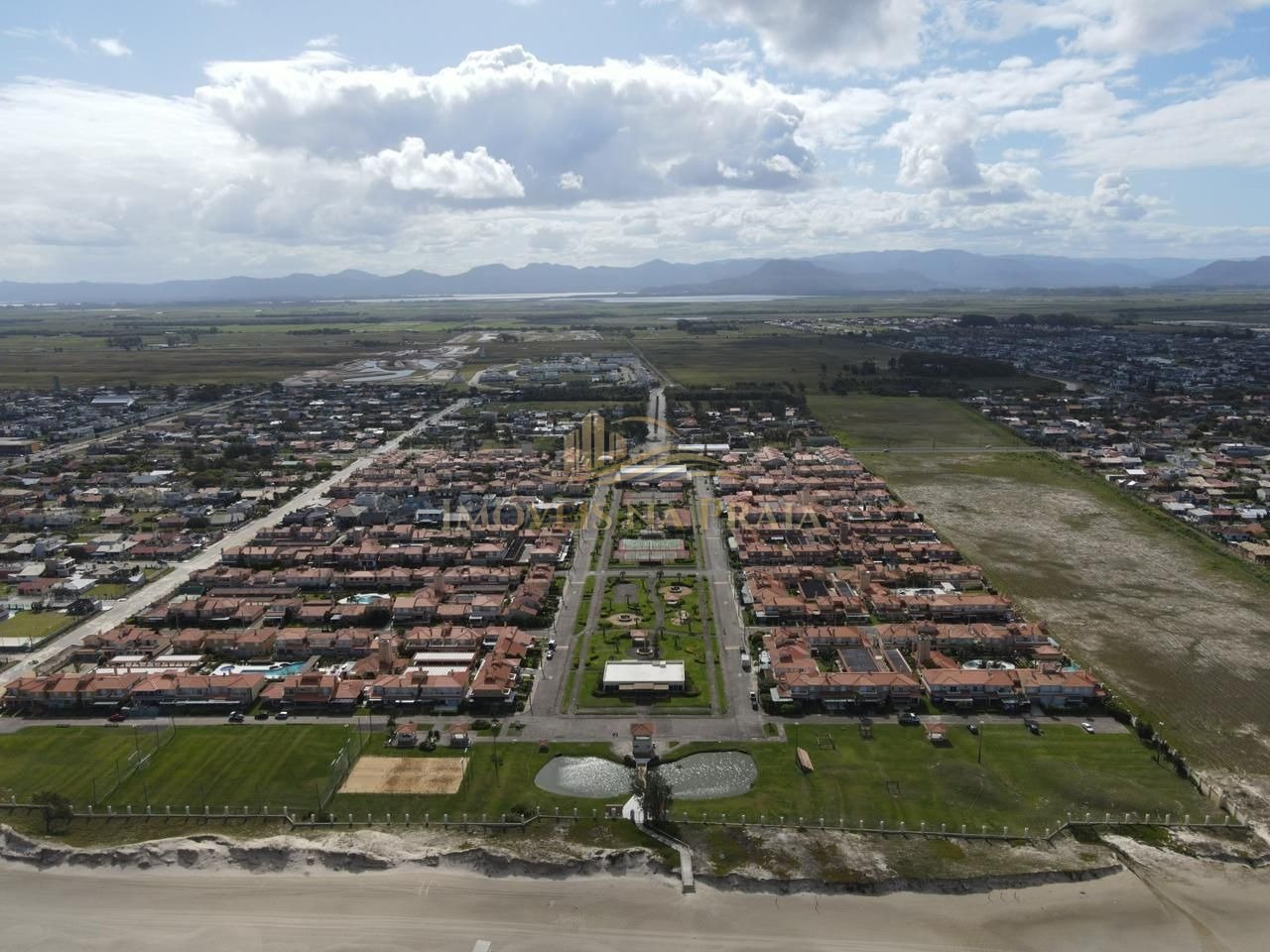 Foto 3 — Casa em Condomínio 3 dormitórios no bairro Villas Resort