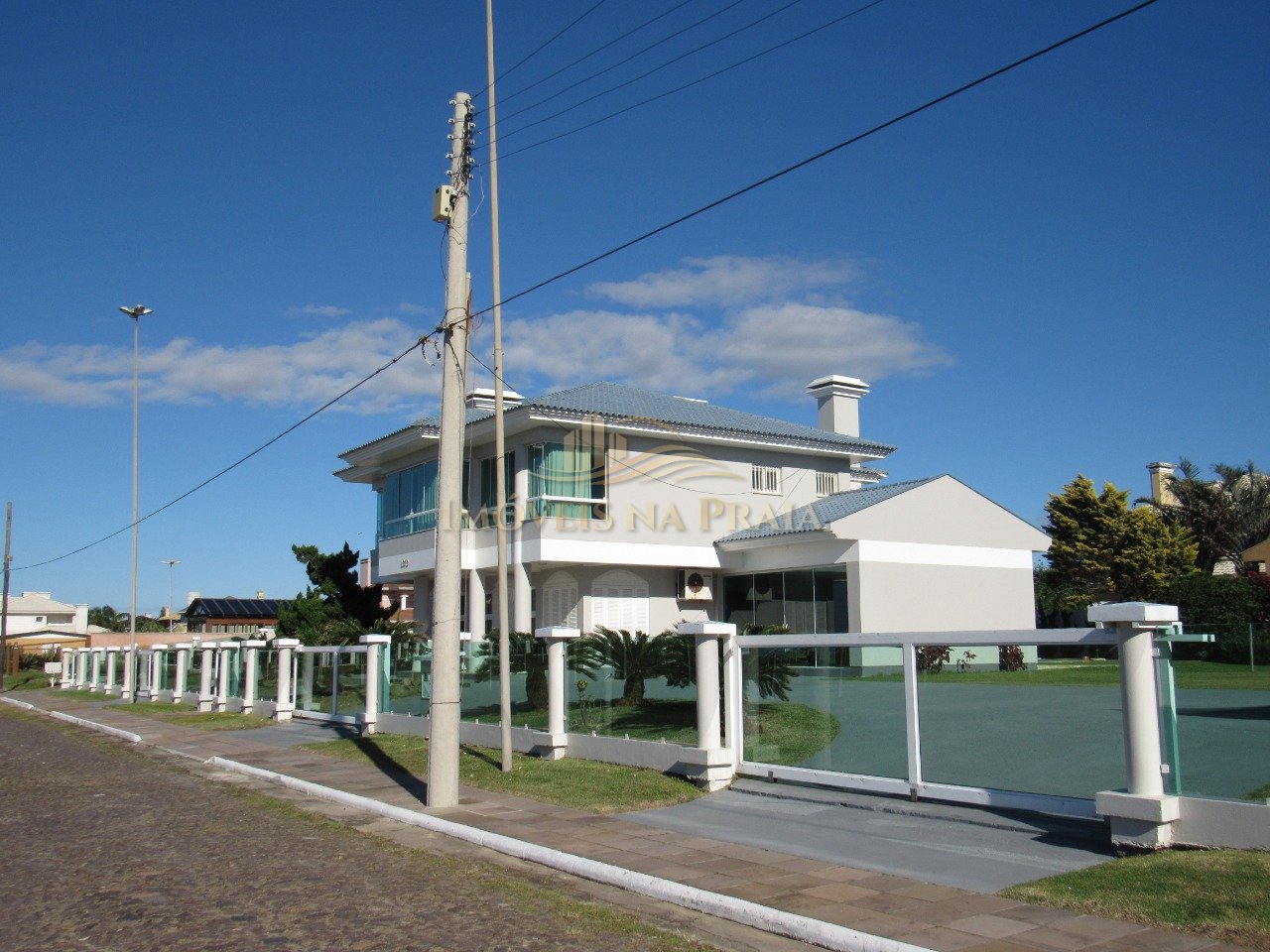 Foto 2 — Casa 4 Dormitório(s) Bairro Atlântida