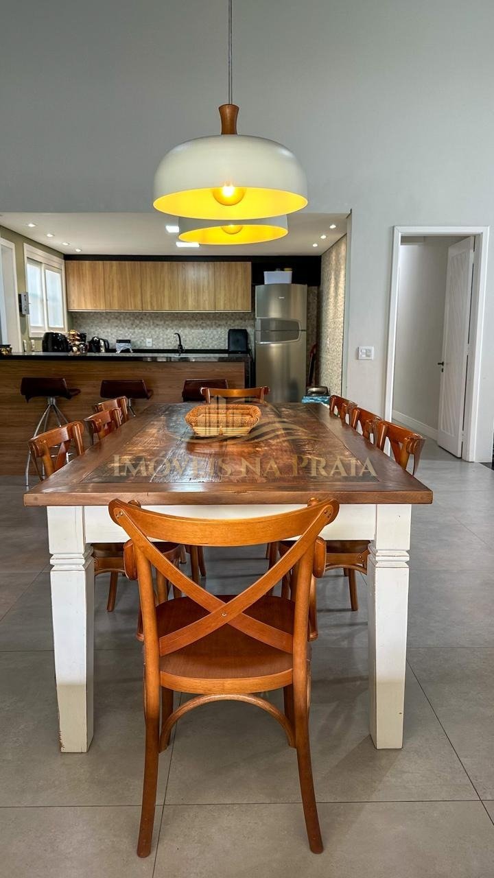 Foto 61 — Casa 4 dormitórios no bairro Rainha do Mar