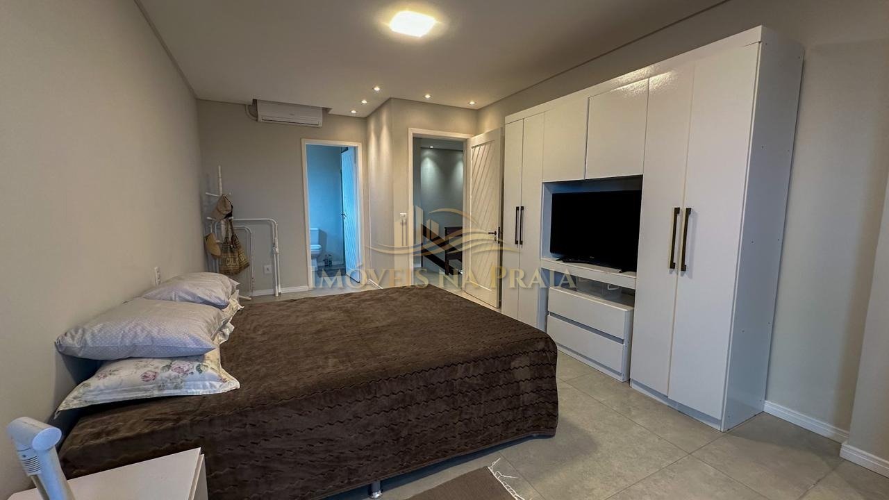 Foto 84 — Casa 4 dormitórios no bairro Rainha do Mar