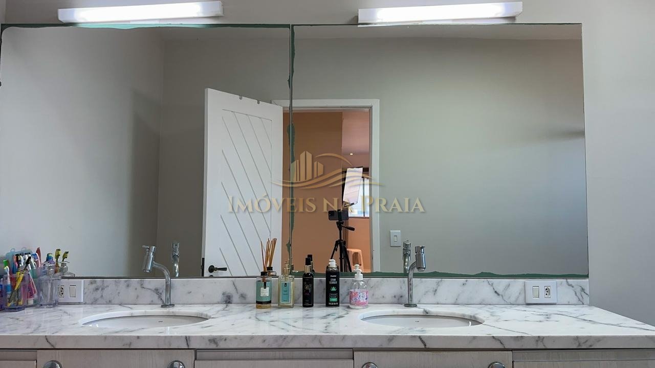 Foto 78 — Casa 4 dormitórios no bairro Rainha do Mar