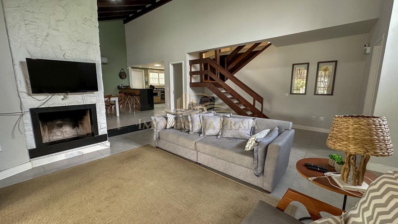 Foto 36 — Casa 4 dormitórios no bairro Rainha do Mar