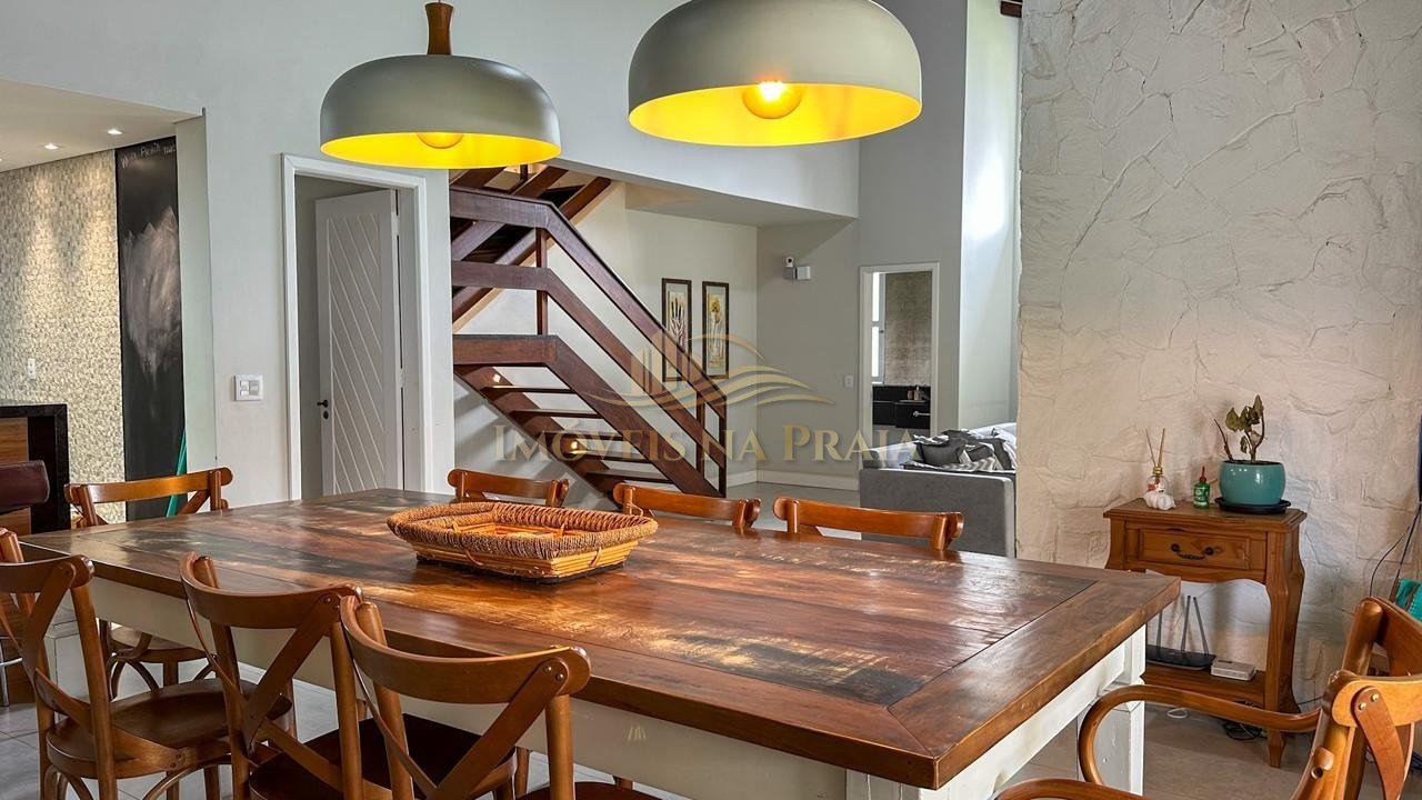 Foto 56 — Casa 4 dormitórios no bairro Rainha do Mar