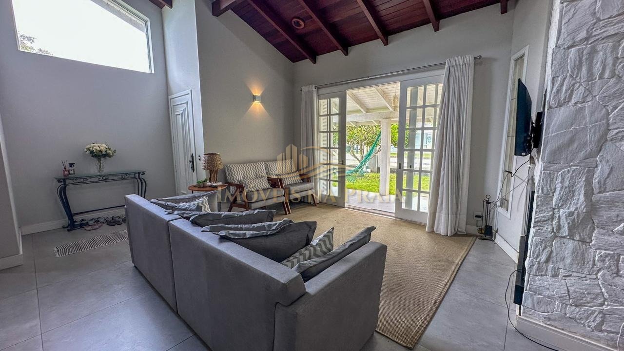 Foto 42 — Casa 4 dormitórios no bairro Rainha do Mar