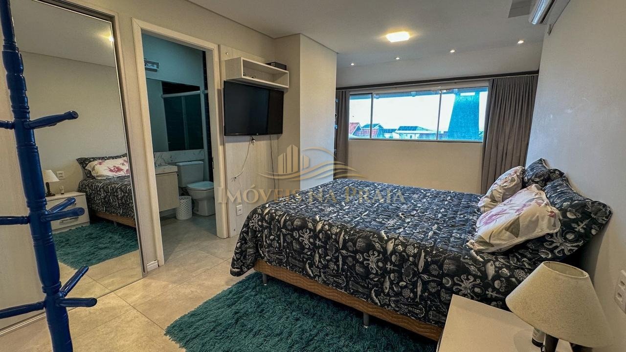 Foto 80 — Casa 4 dormitórios no bairro Rainha do Mar