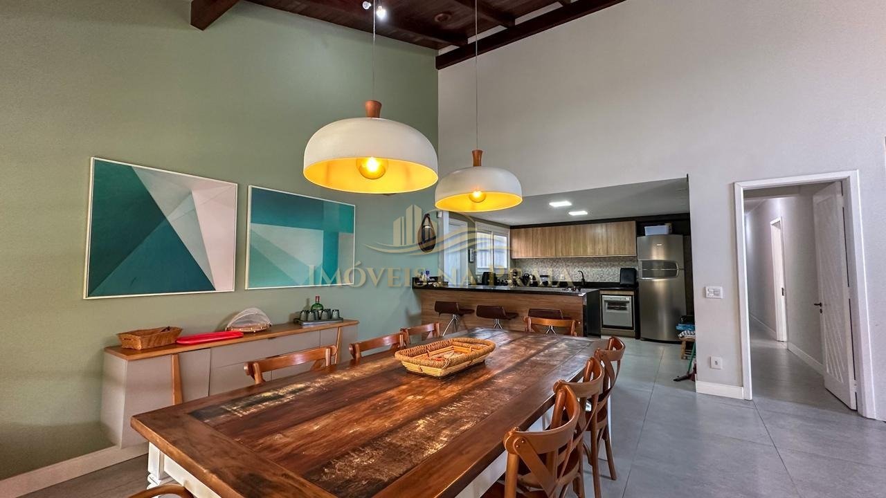 Foto 59 — Casa 4 dormitórios no bairro Rainha do Mar