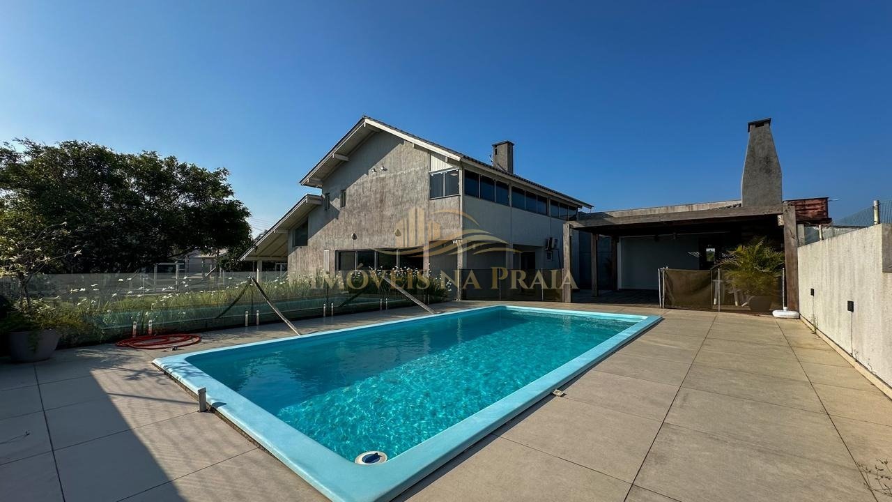 Foto 19 — Casa 4 dormitórios no bairro Rainha do Mar