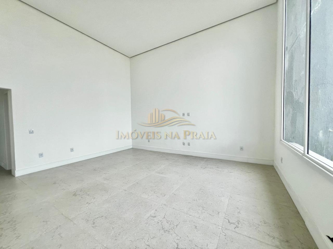 Foto 4 — Casa em Condomínio 3 dormitórios no bairro Allure Beach Condo