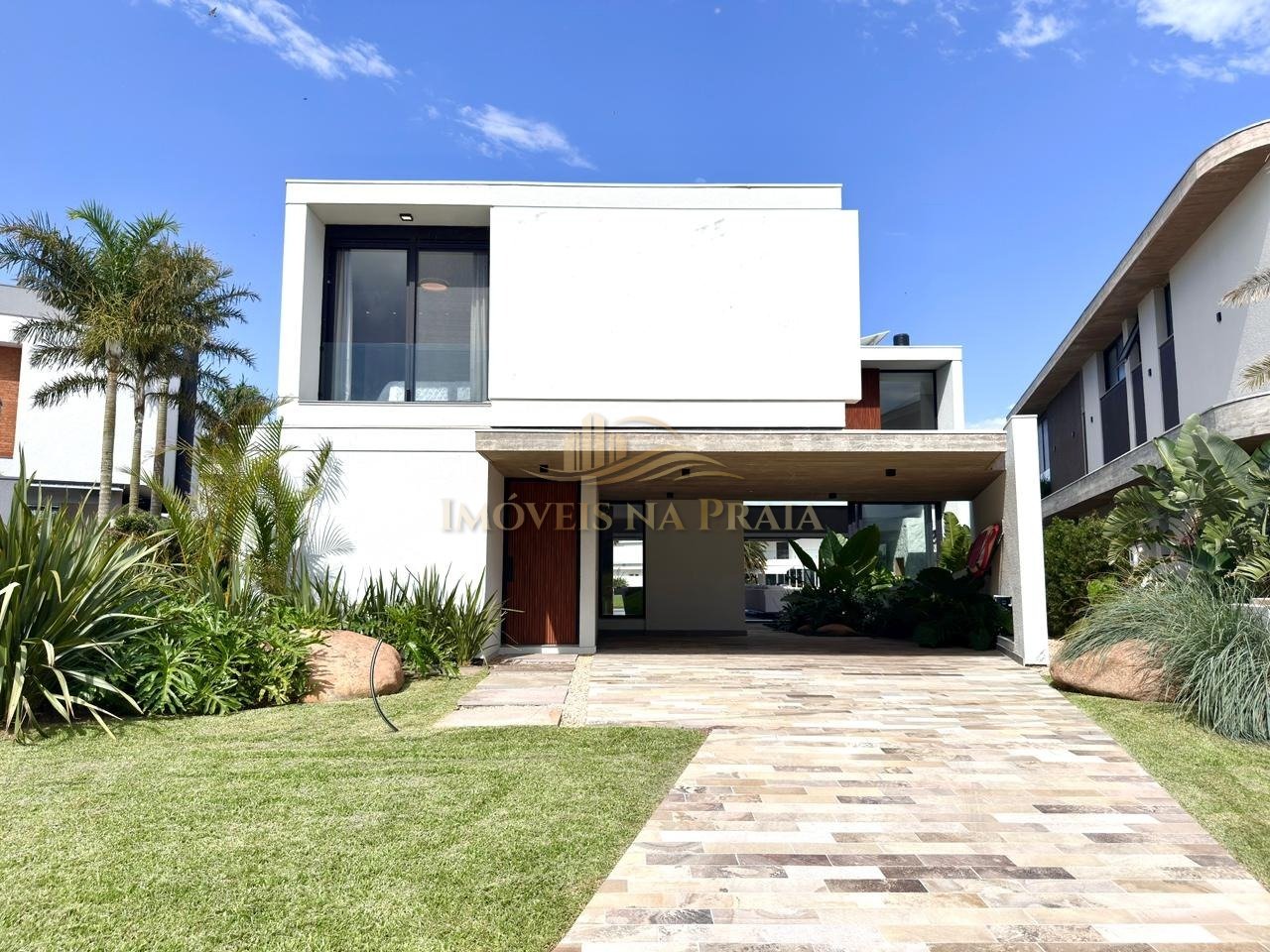 Casa em Condomínio 5 dormitórios no bairro Enseada Lagos de Xangri-lá