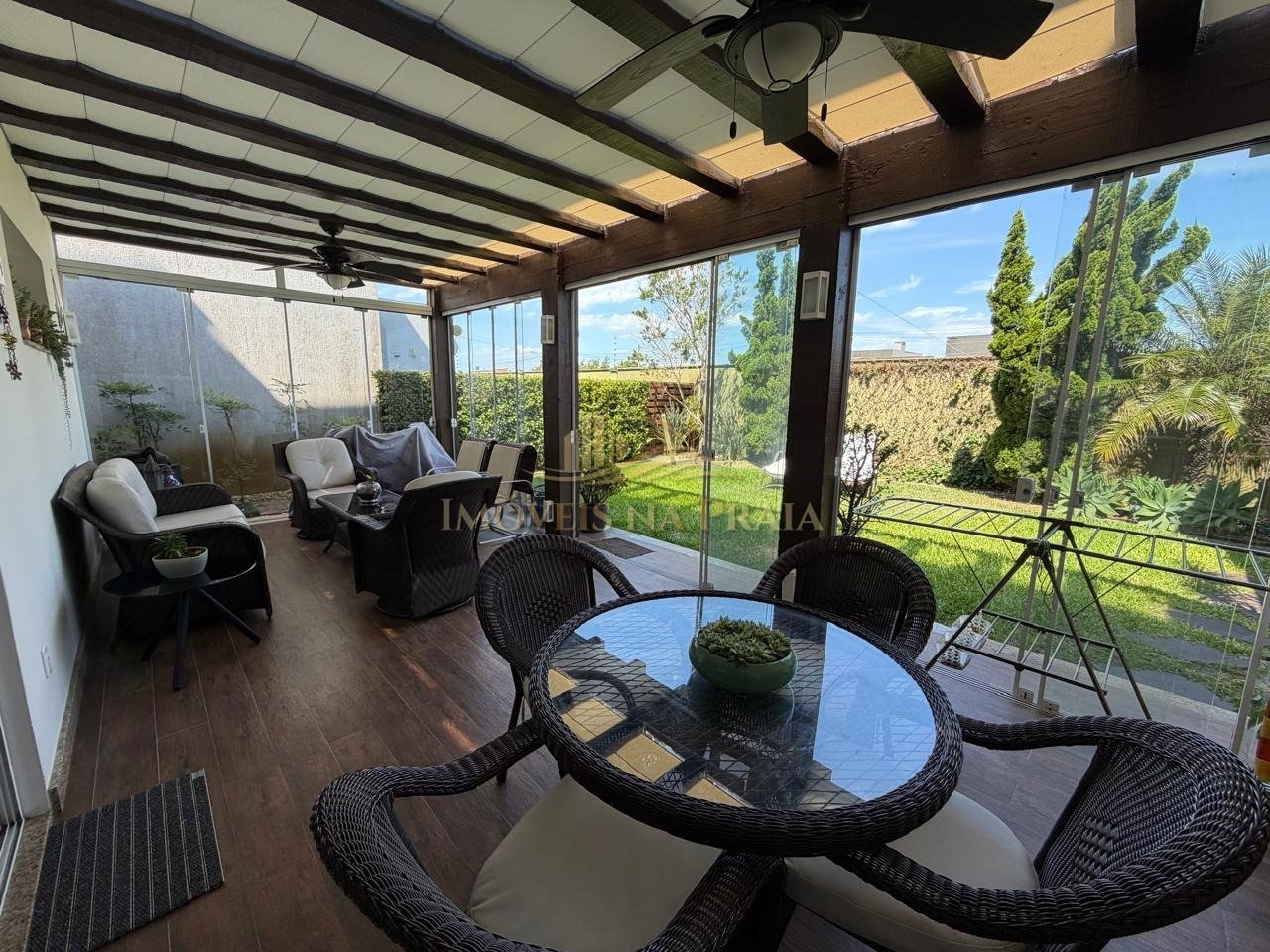 Foto 8 — Casa em Condomínio 4 dormitórios no bairro Las Palmas