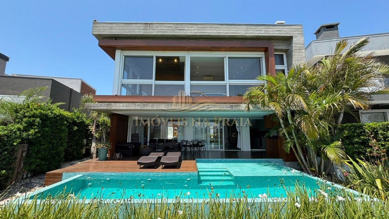 Casa em Condomínio 4 dormitórios no bairro Sea Coast