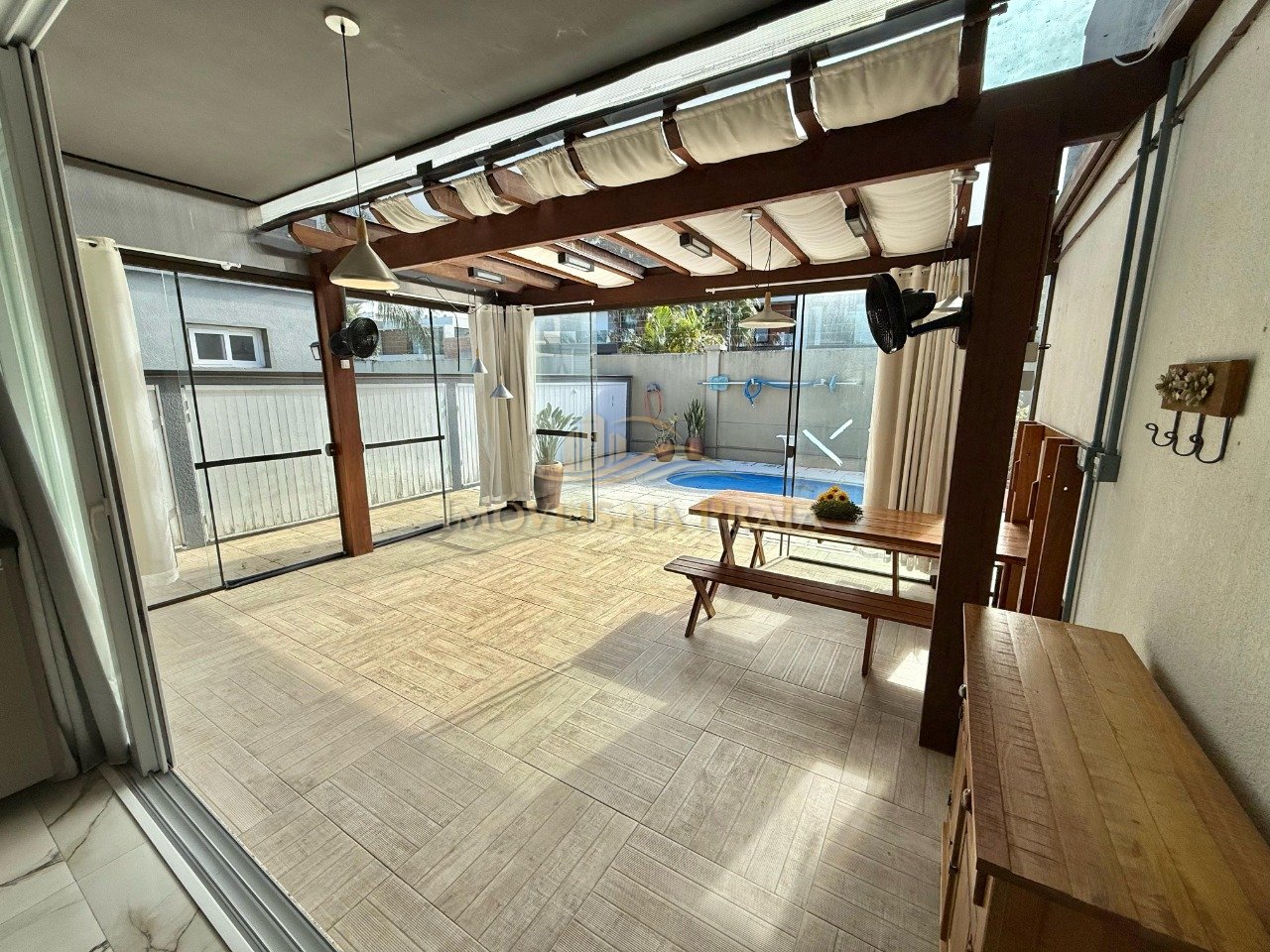 Foto 2 — Casa em Condomínio 4 dormitórios no bairro Quintas do Lago