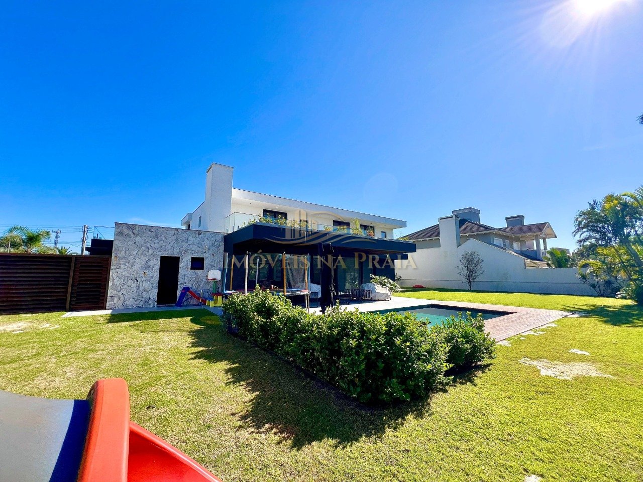 Foto 7 — Casa 6 Dormitório(s) Bairro Atlântida