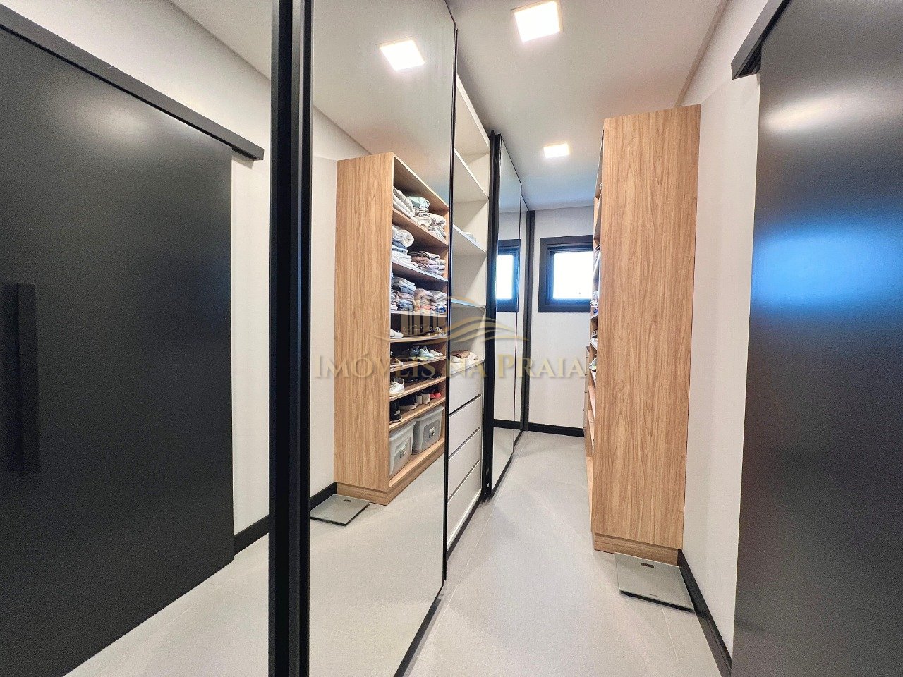 Foto 42 — Casa 6 Dormitório(s) Bairro Atlântida