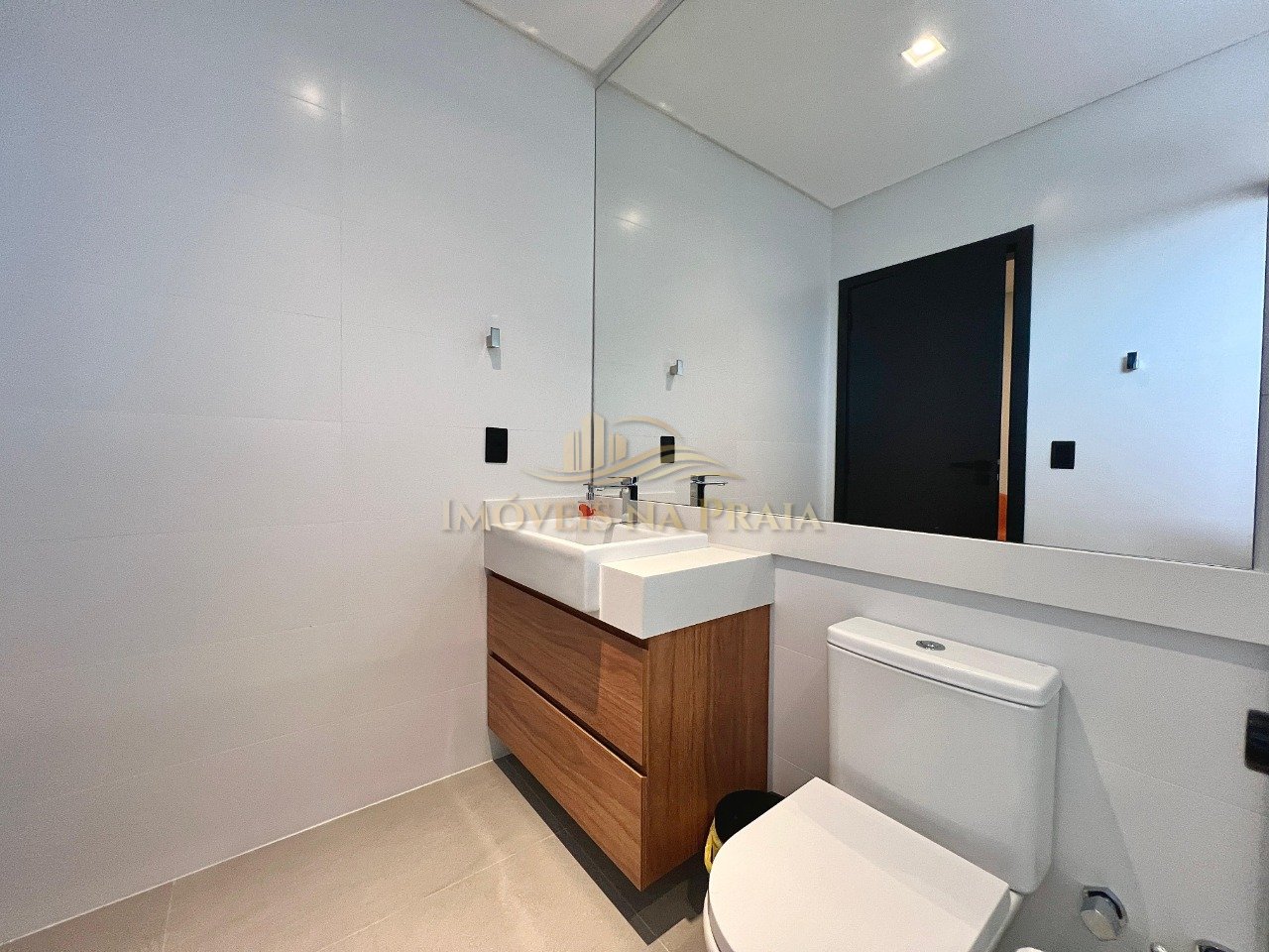 Foto 45 — Casa 6 Dormitório(s) Bairro Atlântida