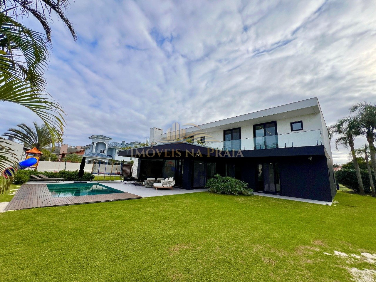 Foto 26 — Casa 6 Dormitório(s) Bairro Atlântida