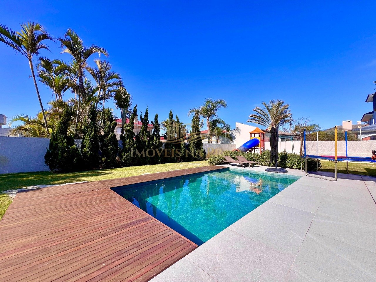 Foto 8 — Casa 6 Dormitório(s) Bairro Atlântida