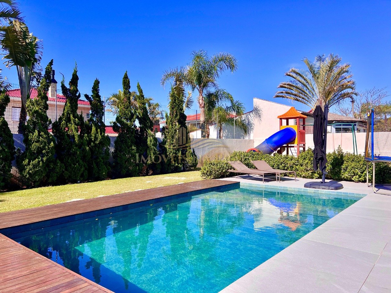 Foto 5 — Casa 6 Dormitório(s) Bairro Atlântida