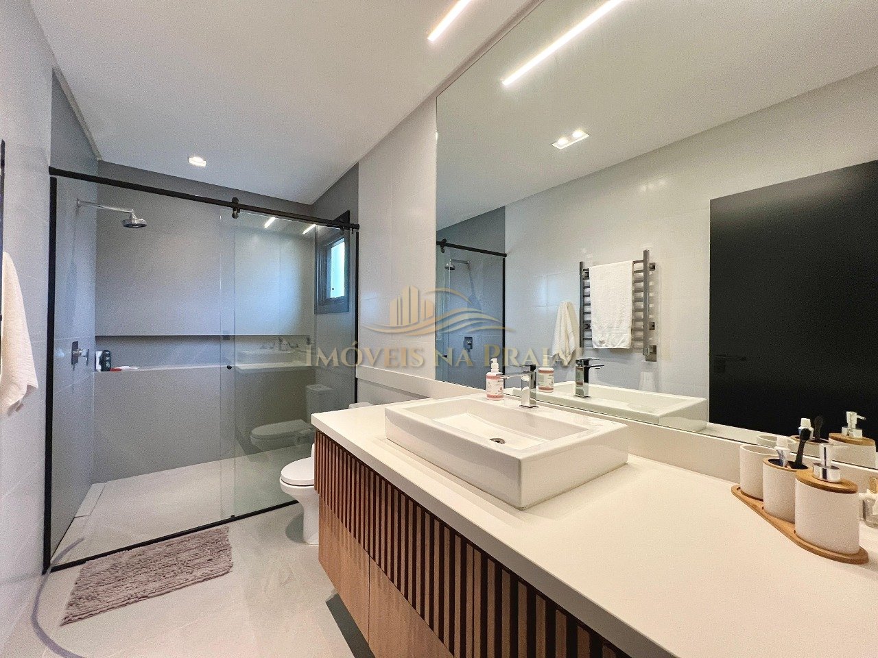 Foto 39 — Casa 6 Dormitório(s) Bairro Atlântida