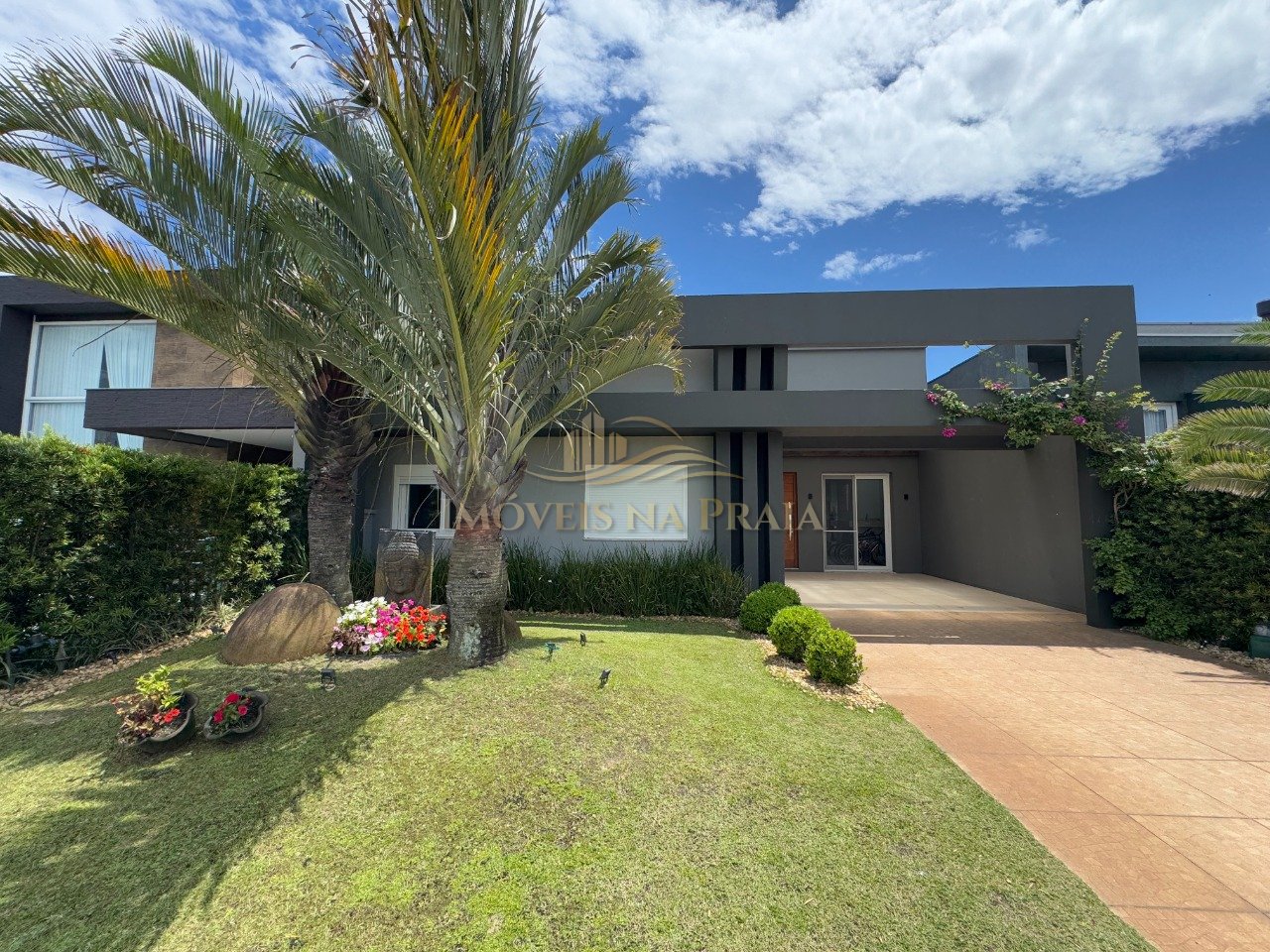 Casa em Condomínio 4 dormitórios no bairro Riviera Xangri-Lá