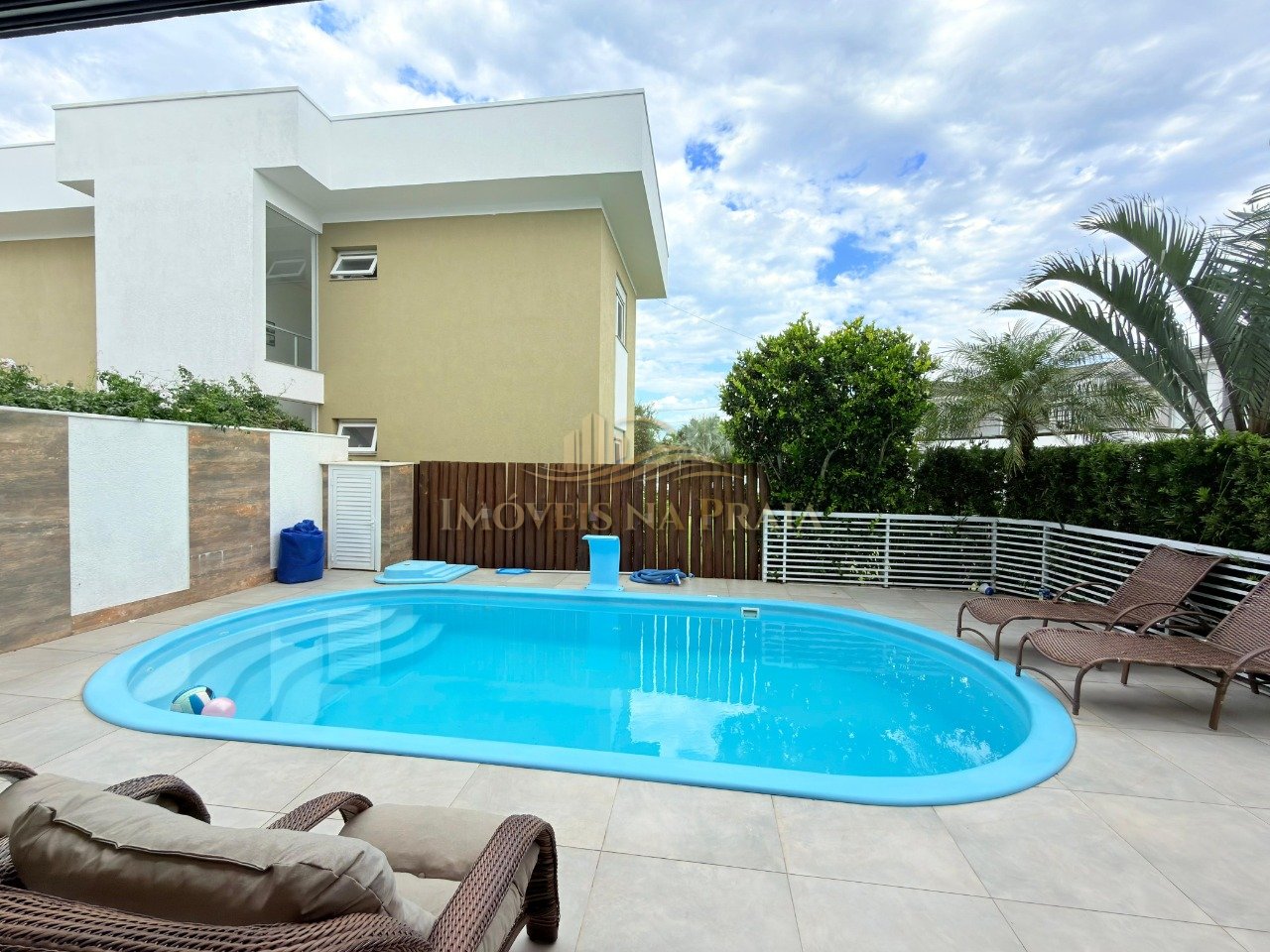 Foto 9 — Casa em Condomínio 4 Dormitório(s) Bairro Las Palm