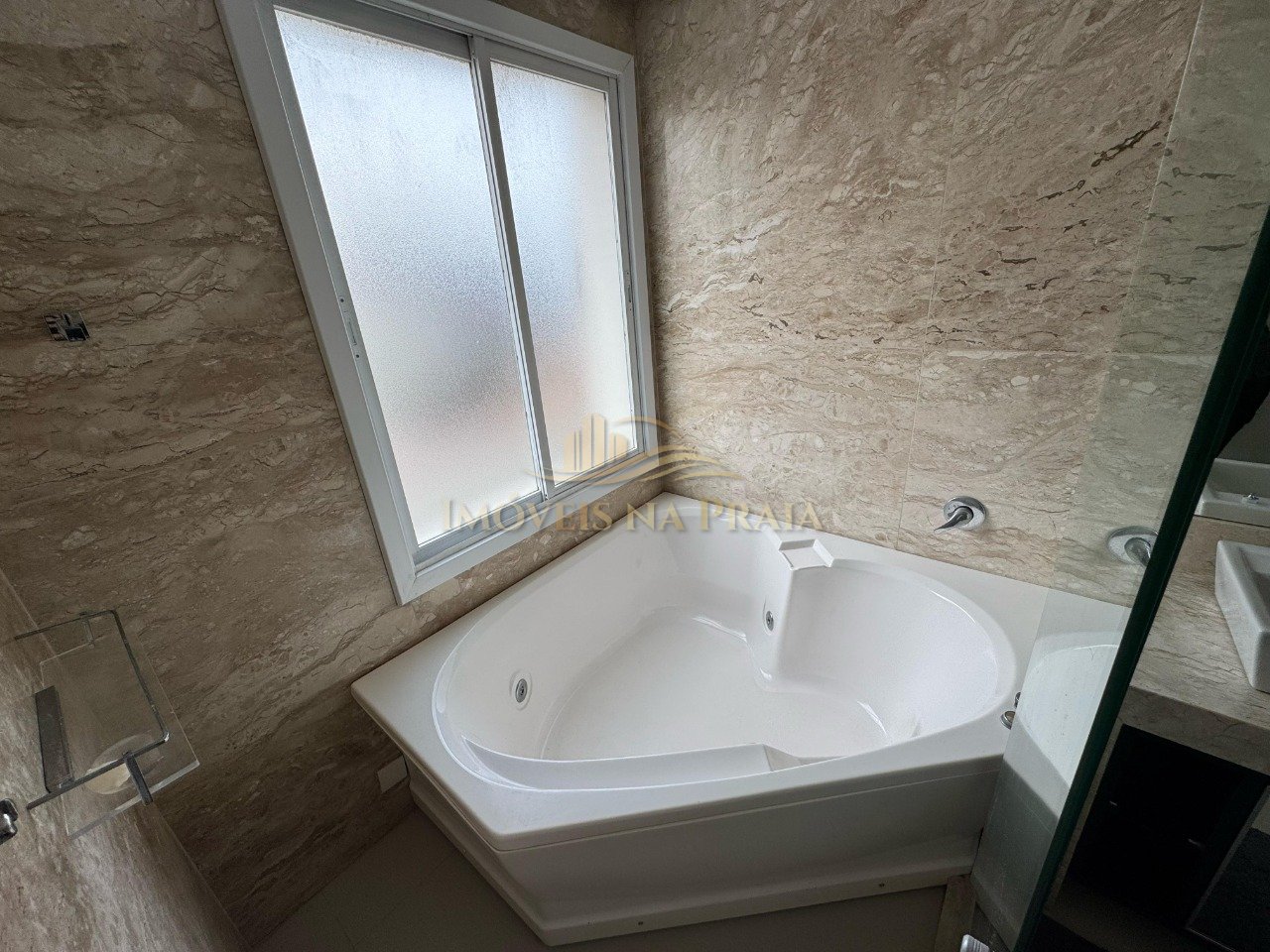 Foto 24 — Apartamento 4 Dormitório(s) Bairro Atlântida