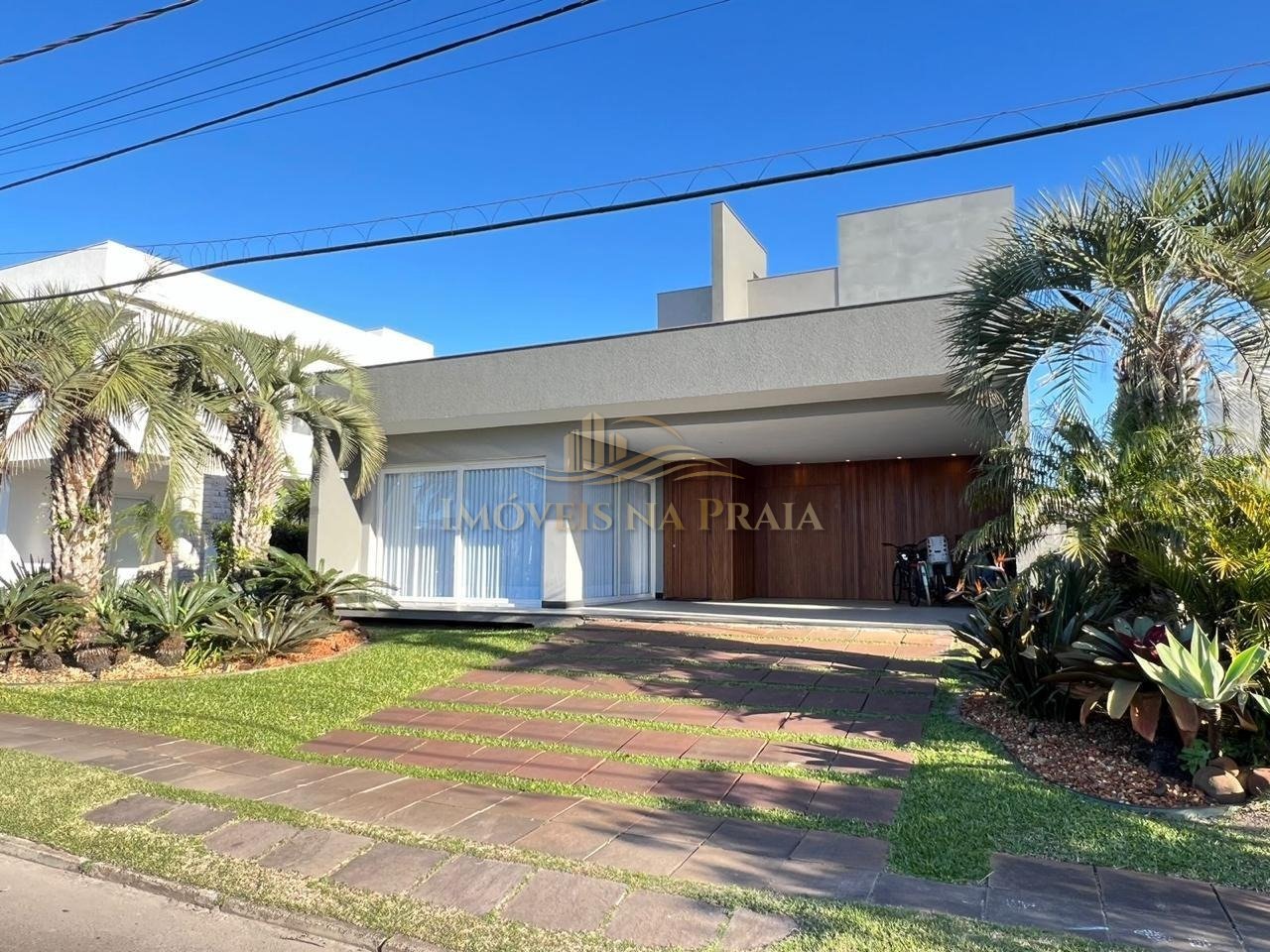 Casa em Condomínio 4 dormitórios no bairro Quintas do Lago