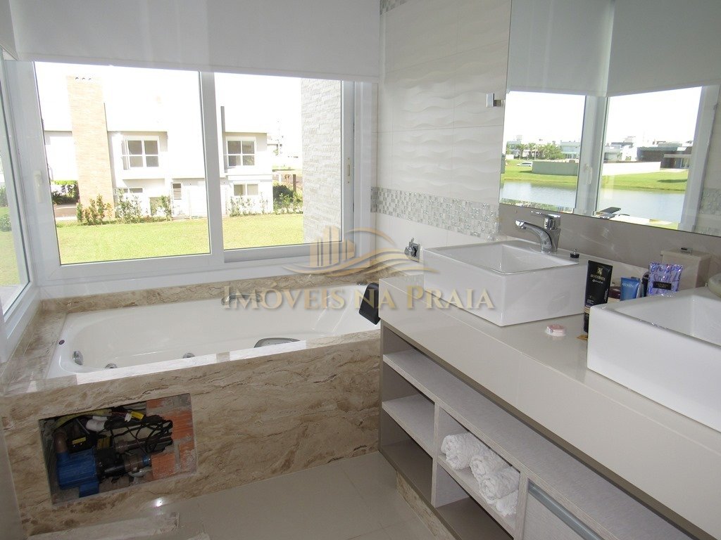 Foto 40 — Casa em Condomínio 5 Dormitório(s) Bairro Enseada