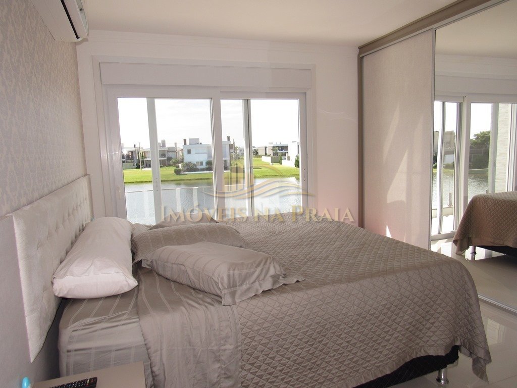 Foto 37 — Casa em Condomínio 5 Dormitório(s) Bairro Enseada