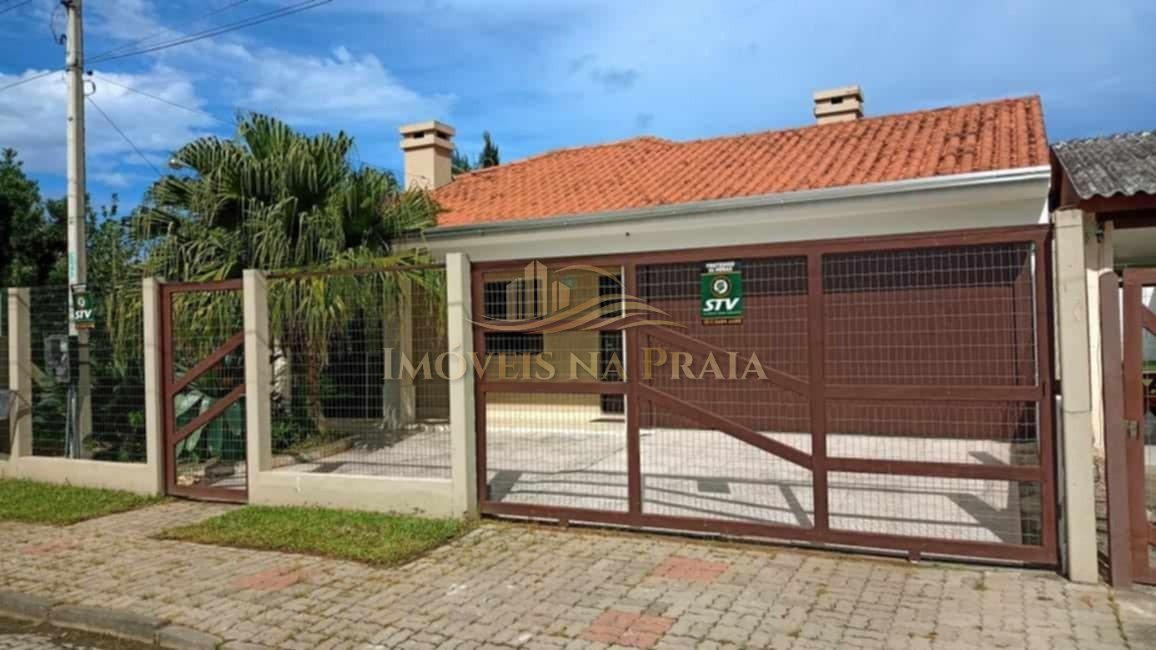 Casa 3 dormitórios no bairro Centro