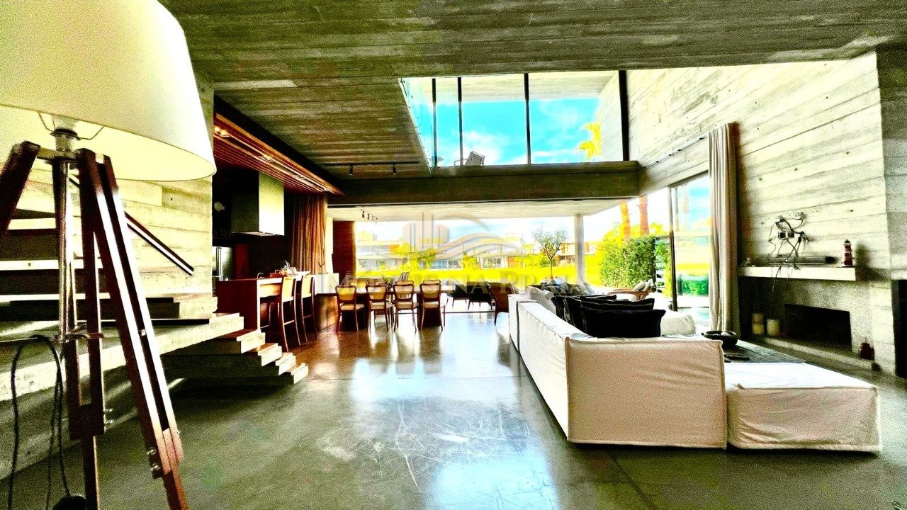 Foto 19 — Casa em Condomínio 5 Dormitório(s) Bairro Enseada