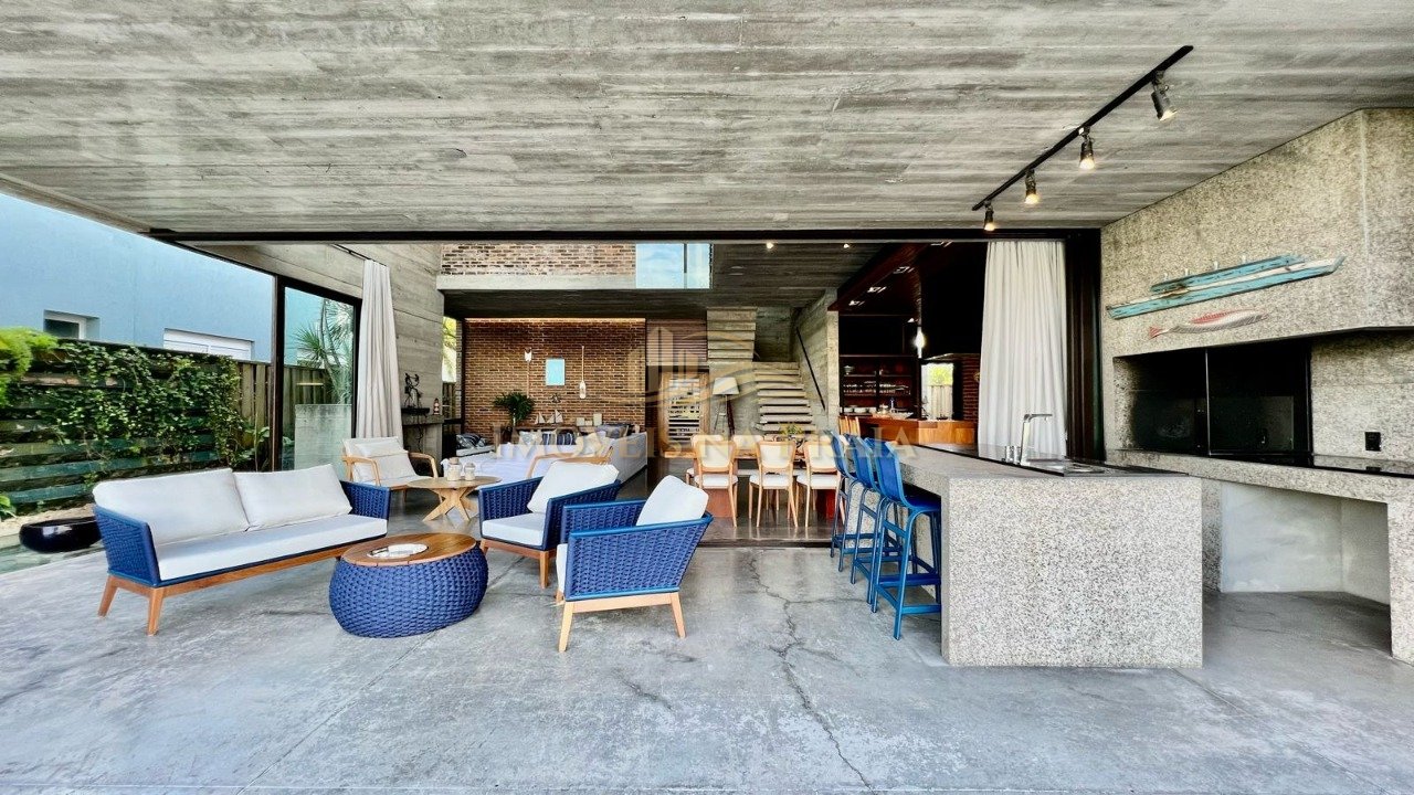 Foto 14 — Casa em Condomínio 5 Dormitório(s) Bairro Enseada