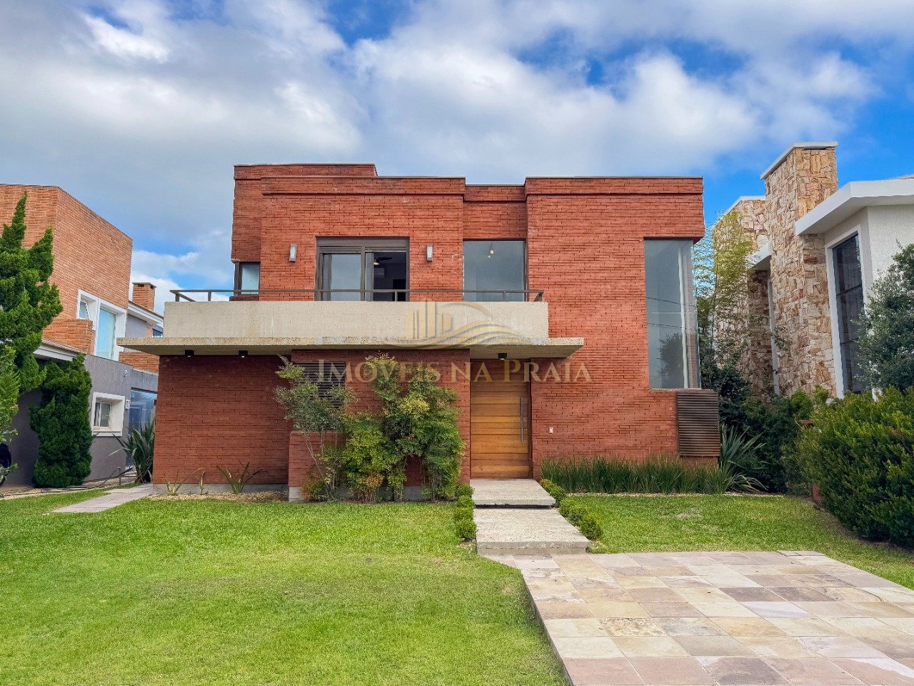 Casa em Condomínio 4 Dormitório(s) Bairro Ventura