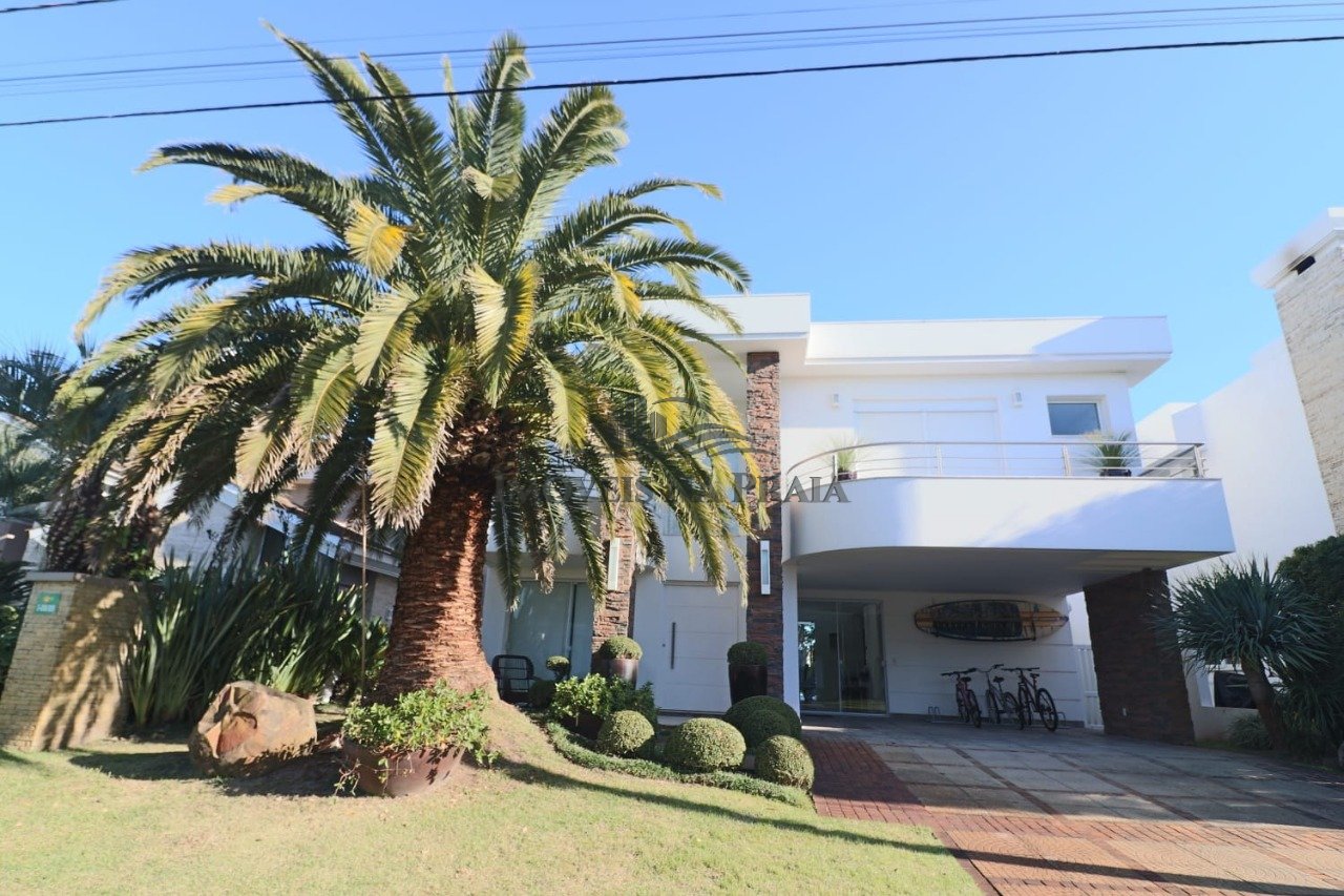 Casa em Condomínio 3 dormitórios no bairro Bosques de Atlântida