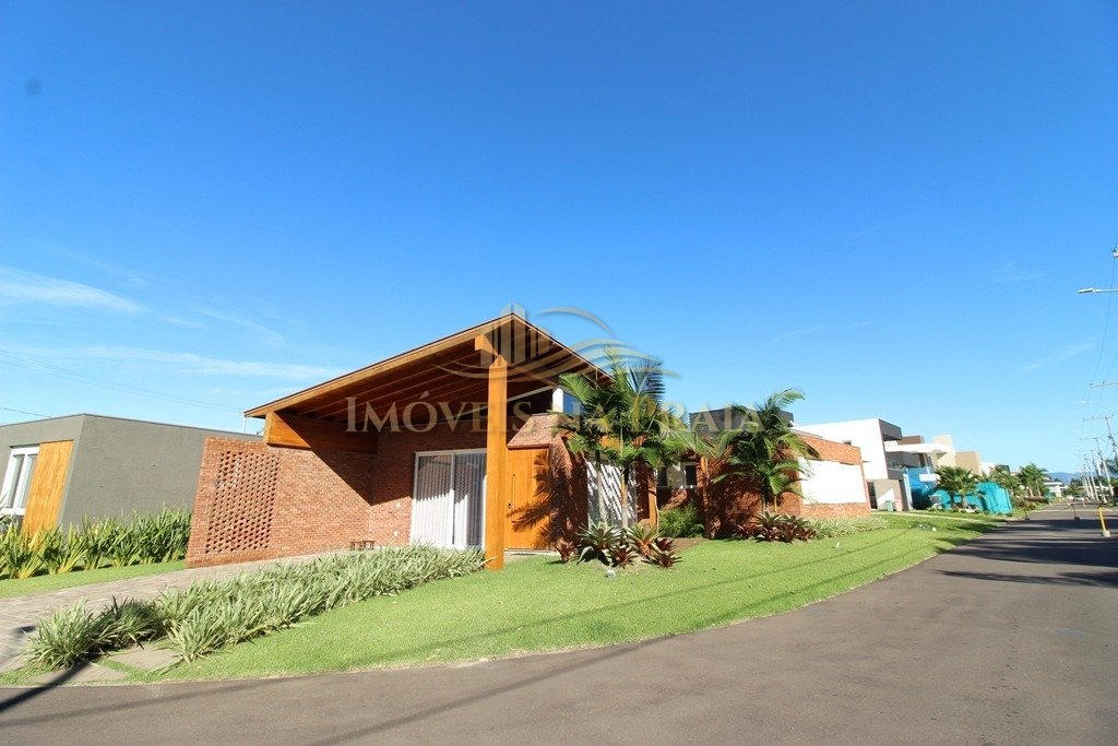 Foto 2 — Casa em Condomínio 4 Dormitório(s) Bairro Malibu B