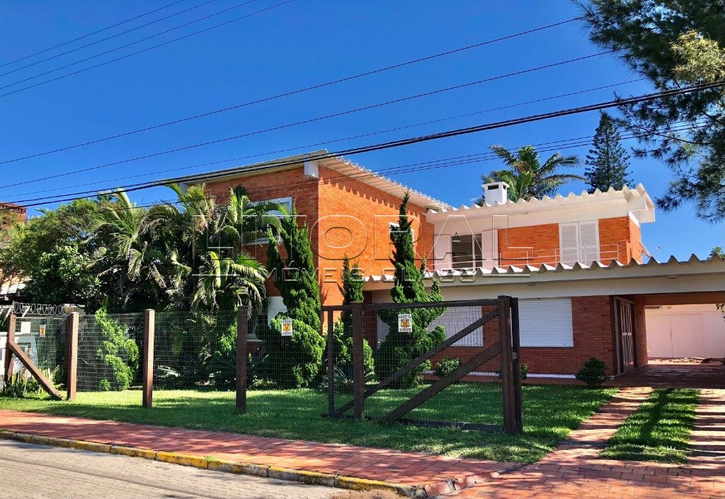 Casa 7 Dormitório(s) Bairro