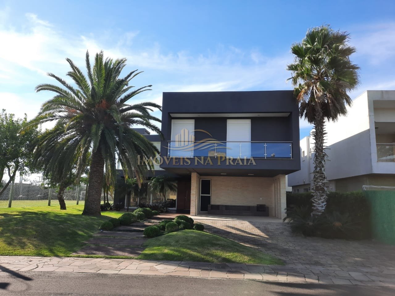 Casa em Condomínio 6 Dormitório(s) Bairro Las Duna