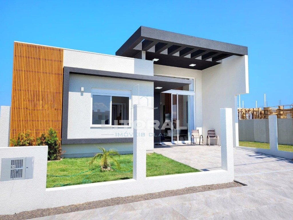 Casa 3 Dormitório(s) Bairro Santorini