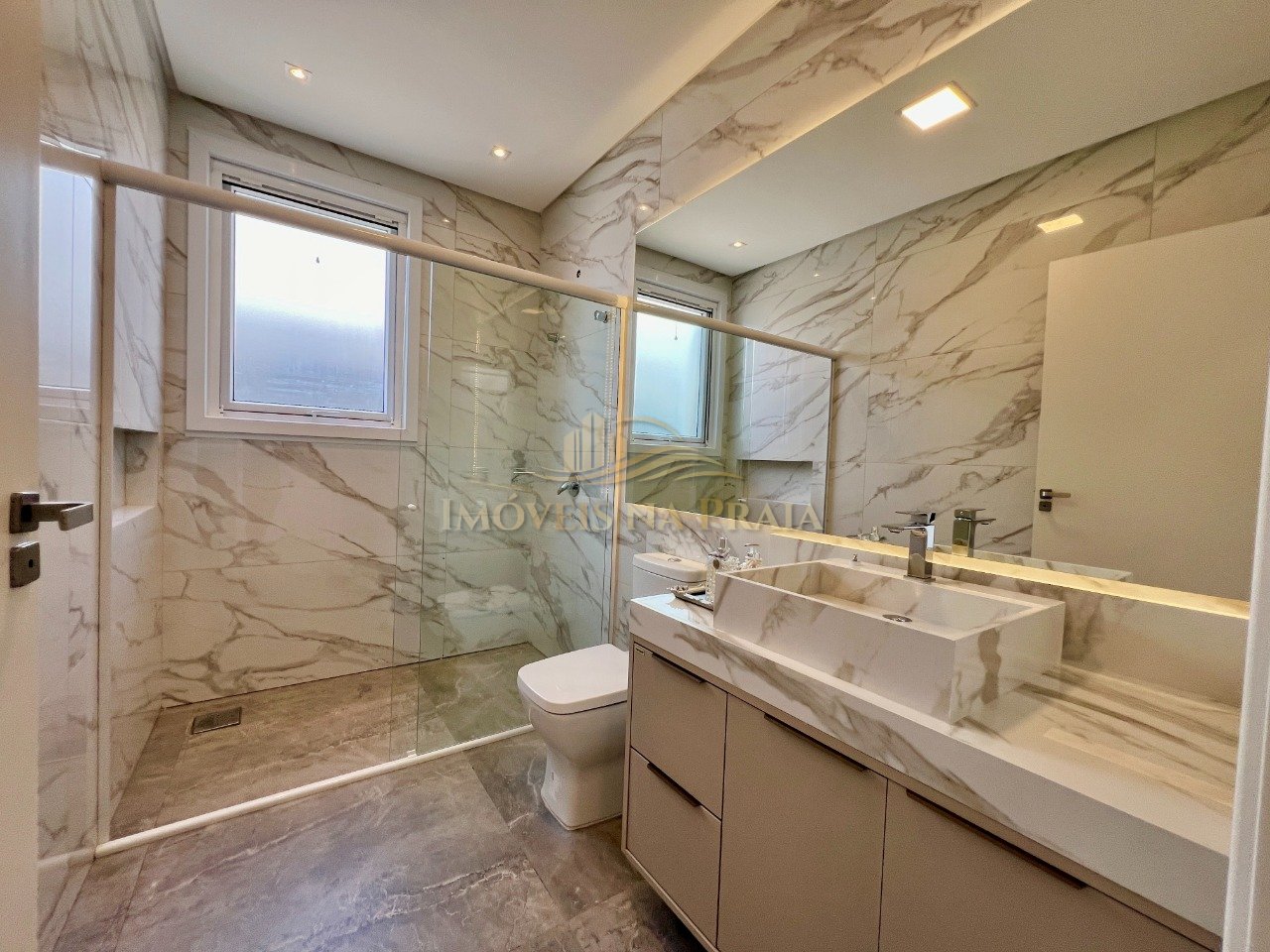 Foto 22 — Casa em Condomínio 5 Dormitório(s) Bairro Enseada