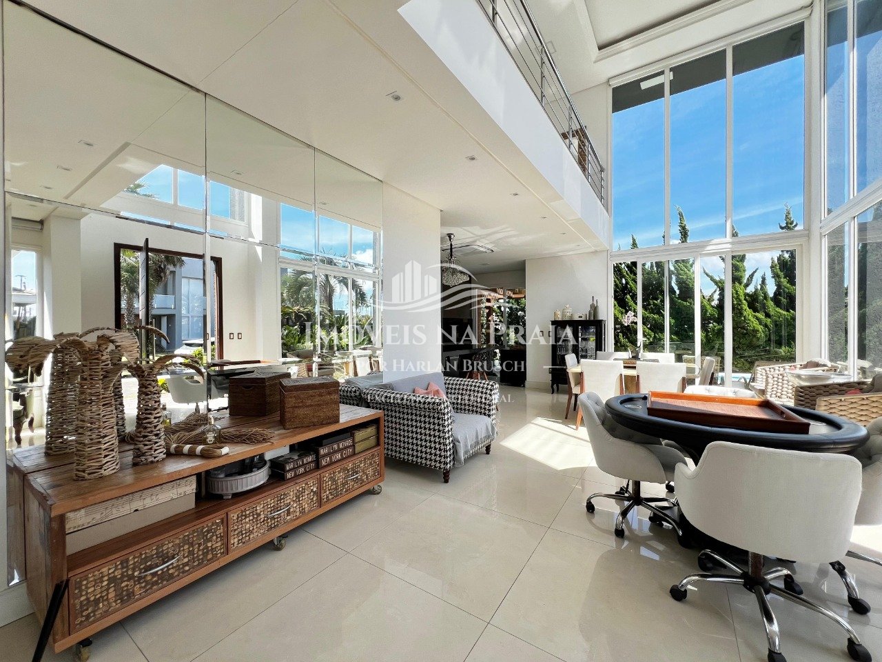 Foto 6 — Casa em Condomínio no Acqualina Beach Village.