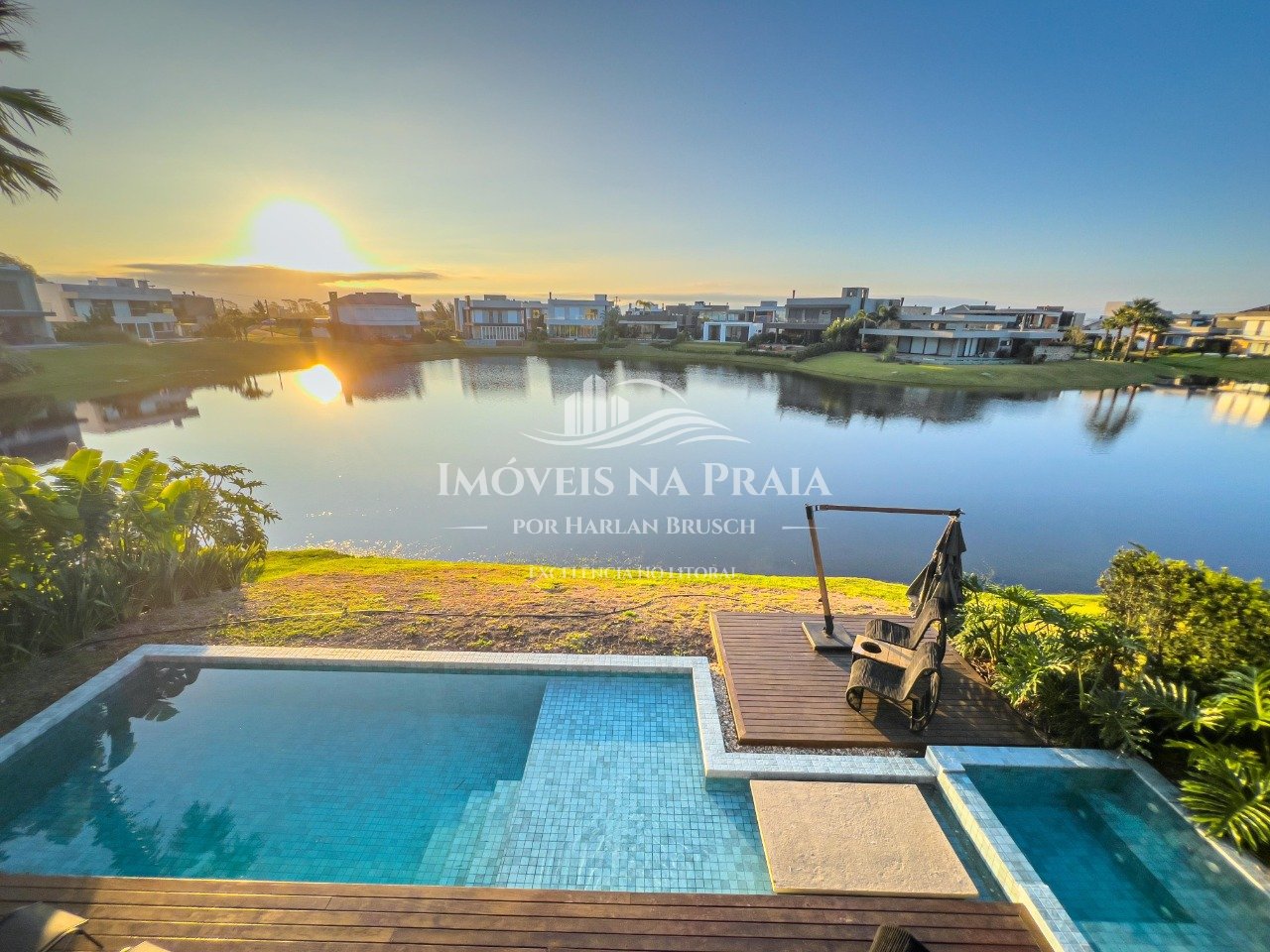 Foto 44 — Casa em Condomínio 4 Dormitório(s) Bairro Celebrat