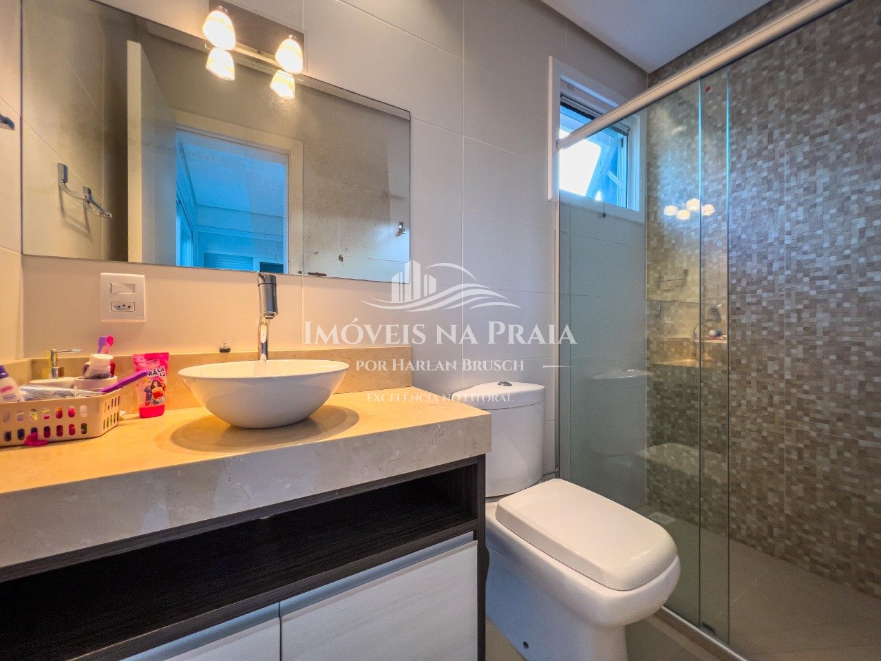 Foto 43 — Casa em Condomínio 4 Dormitório(s) Bairro Celebrat