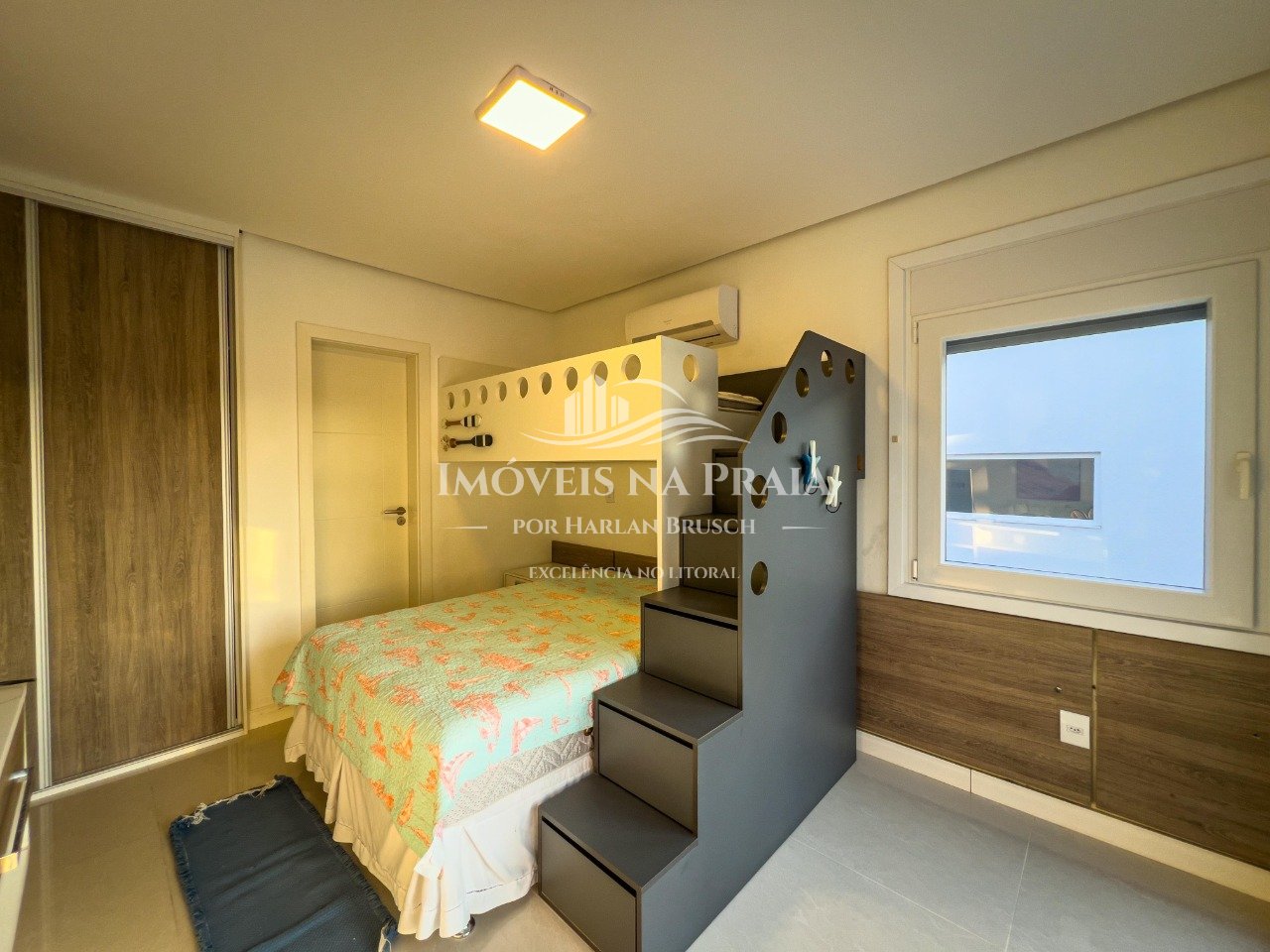 Foto 45 — Casa em Condomínio 4 Dormitório(s) Bairro Celebrat