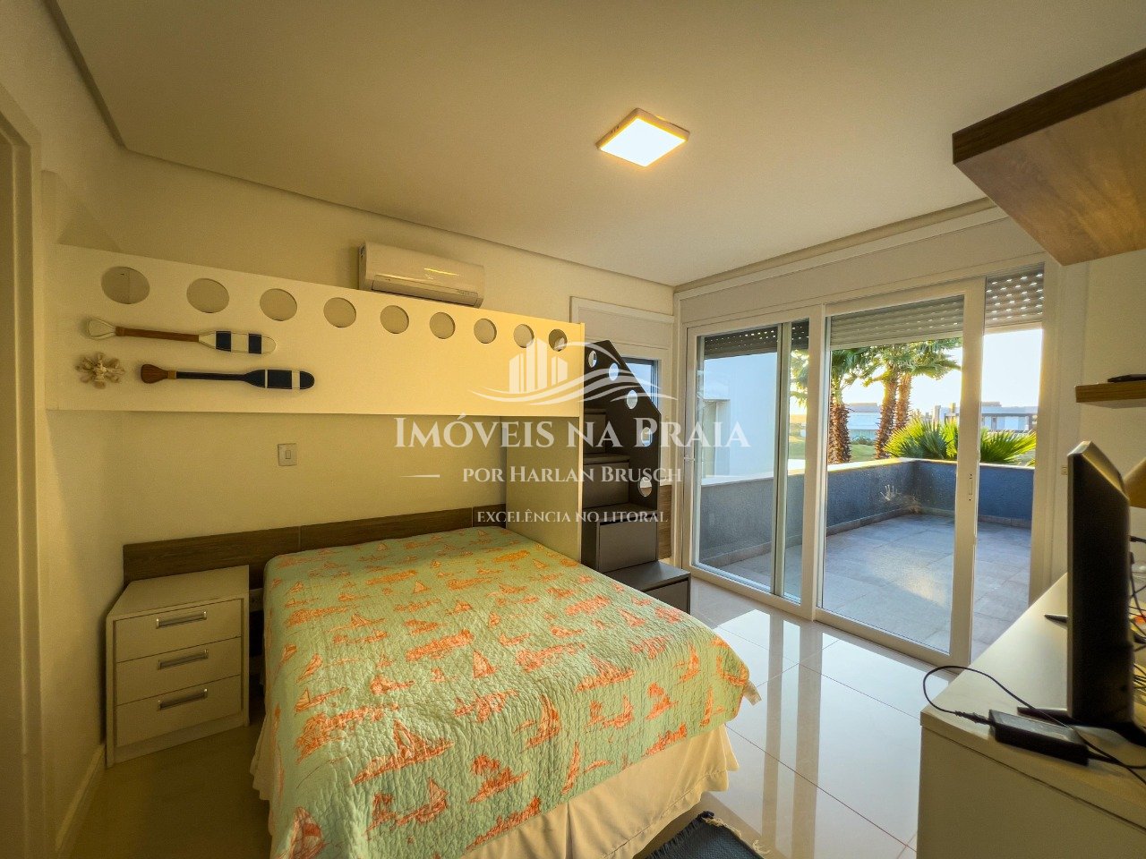 Foto 17 — Casa em Condomínio 4 Dormitório(s) Bairro Celebrat