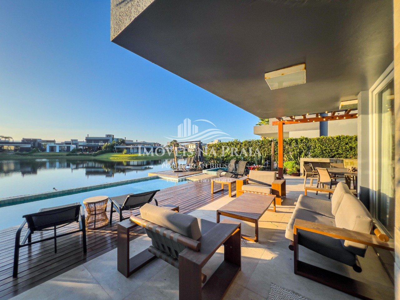 Foto 37 — Casa em Condomínio 4 Dormitório(s) Bairro Celebrat