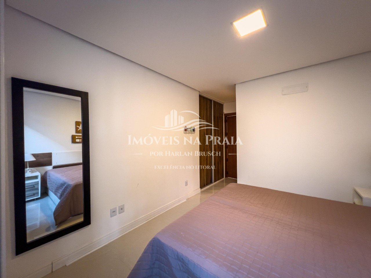 Foto 40 — Casa em Condomínio 4 Dormitório(s) Bairro Celebrat