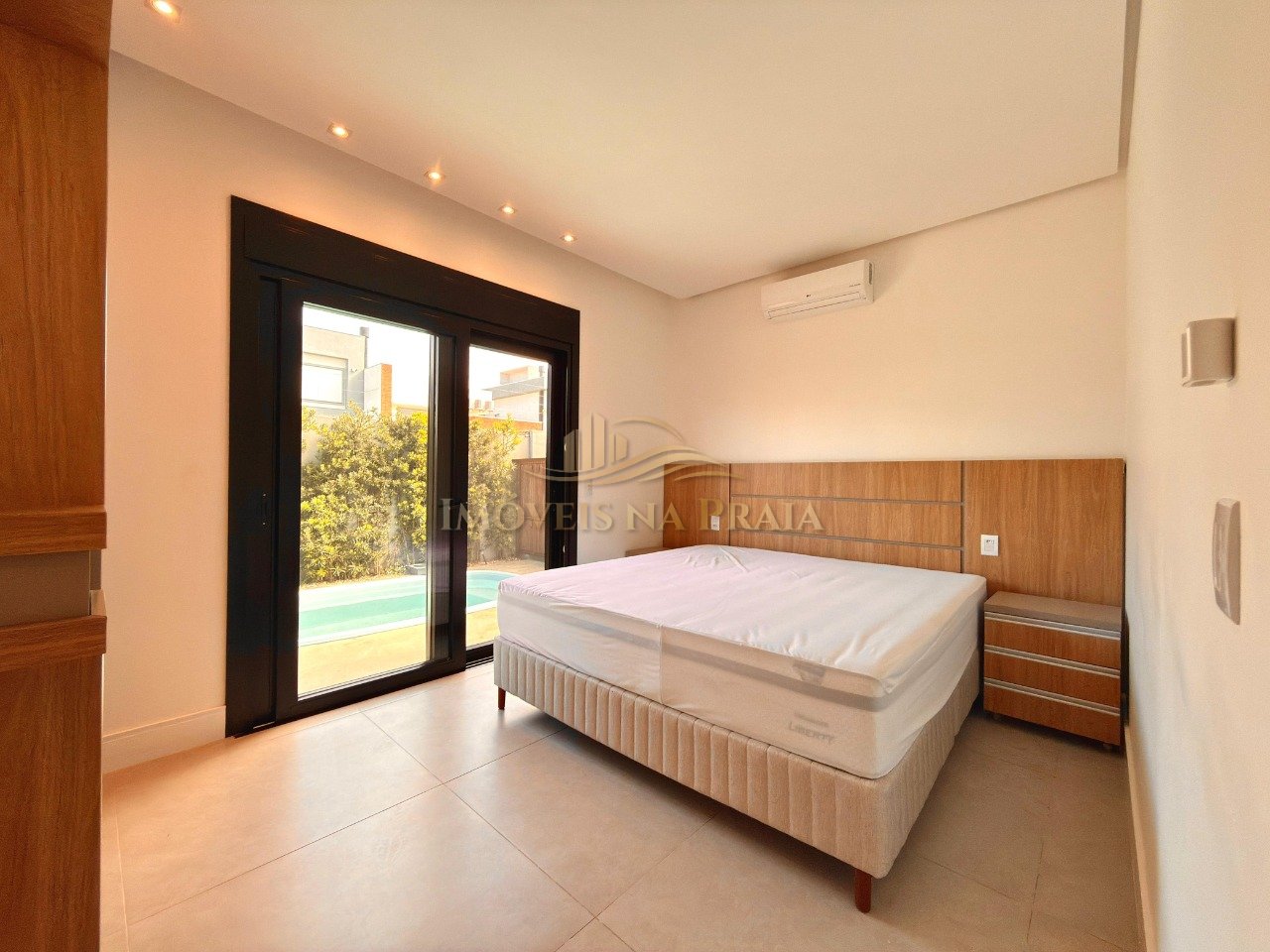 Foto 9 — Casa em Condomínio 4 dormitórios no bairro Sea Coast