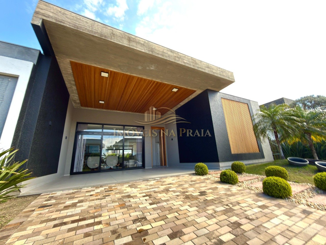 Casa em Condomínio 4 dormitórios no bairro Sea Coast